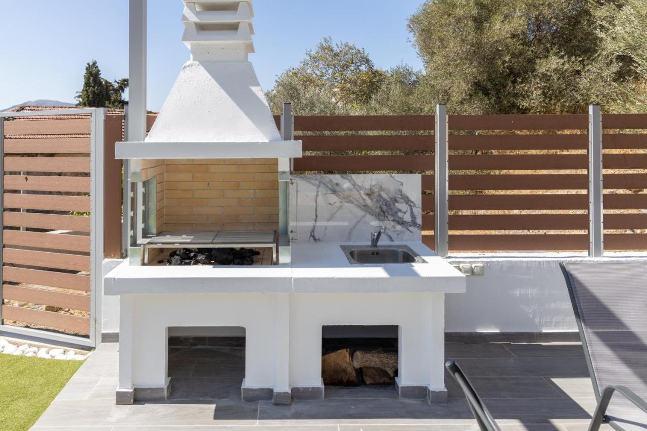 Villa Neonis Spílion Exteriér fotografie