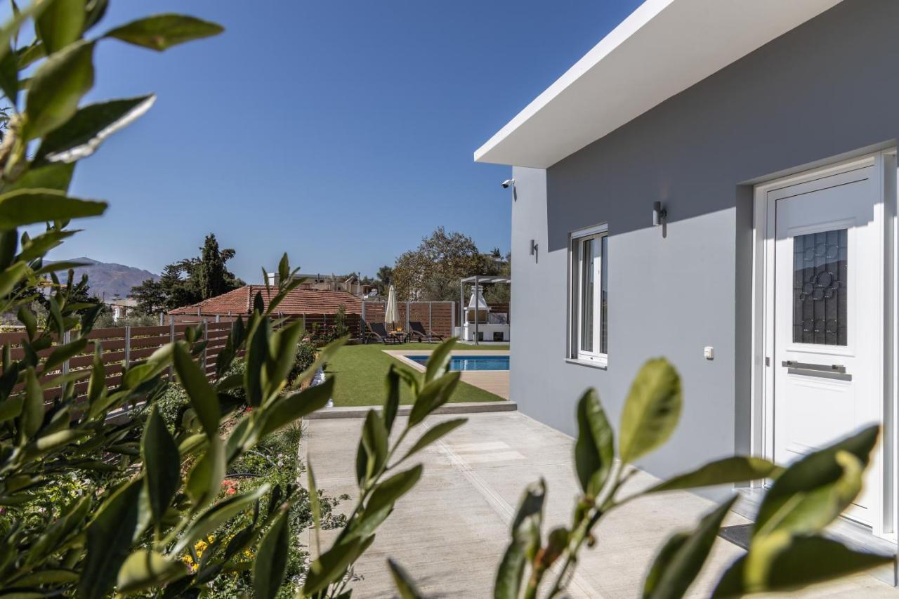 Villa Neonis Spílion Exteriér fotografie