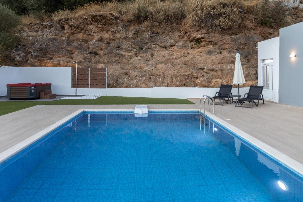 Villa Neonis Spílion Exteriér fotografie